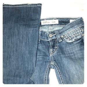 BKE Stella slight flare